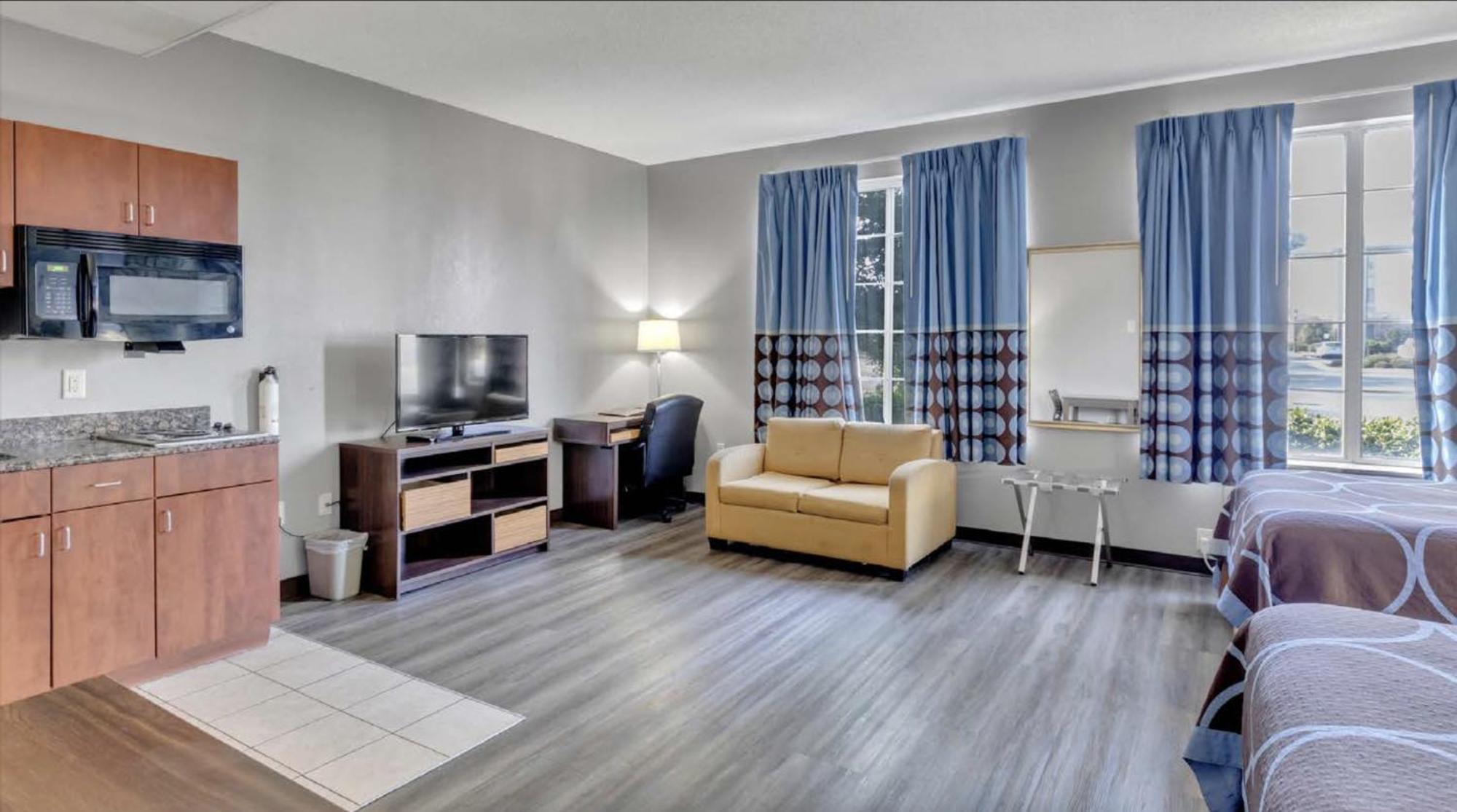 Super 8 By Wyndham Smithfield-Selma Hotel Eksteriør billede
