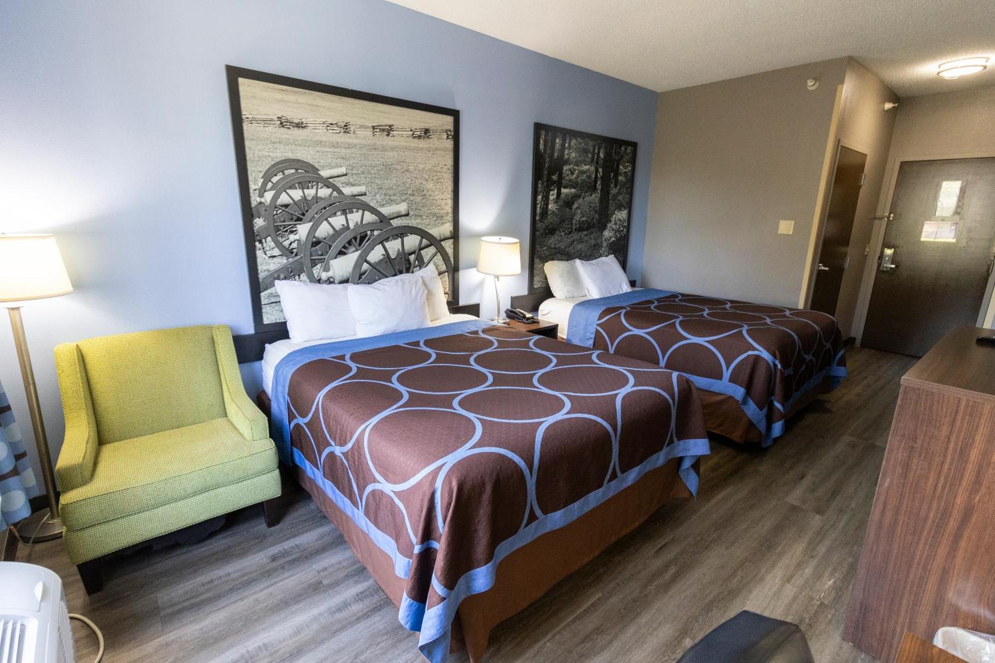 Super 8 By Wyndham Smithfield-Selma Hotel Eksteriør billede
